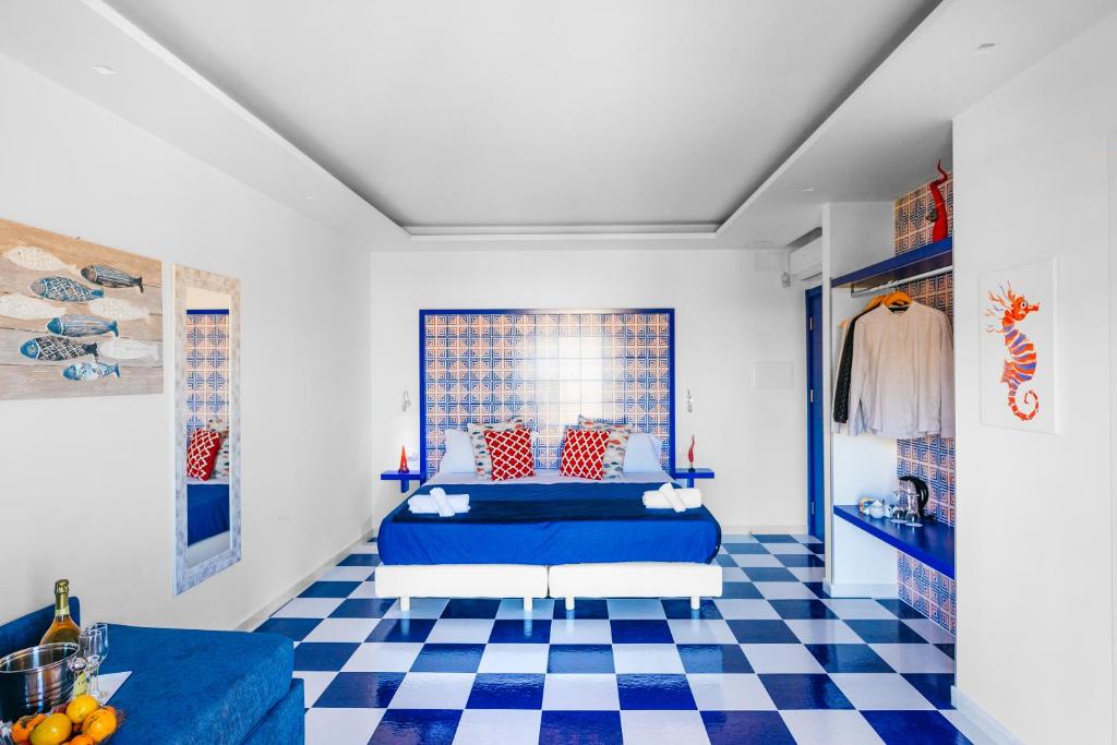 Maison Serena Sorrento room 1