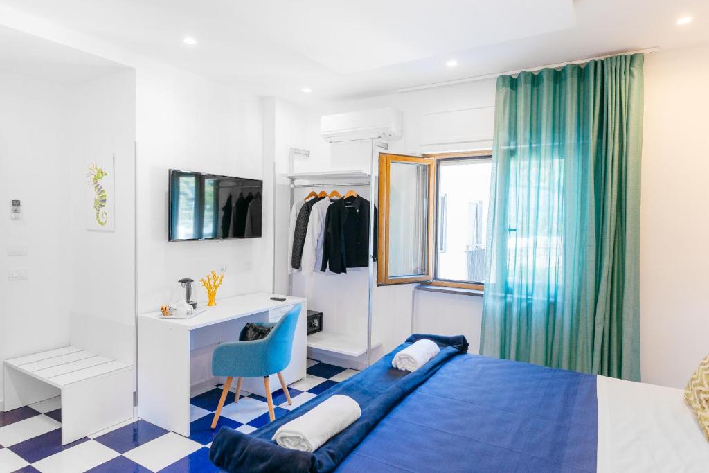 Maison Serena Sorrento room 5